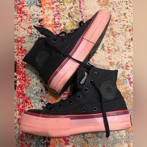Converse Women's Black and Pink Platform High-Tops